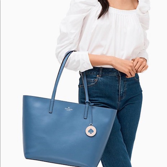 kate spade Handbags - *FIRM* Kate Spade Tanya tote in constellation blue